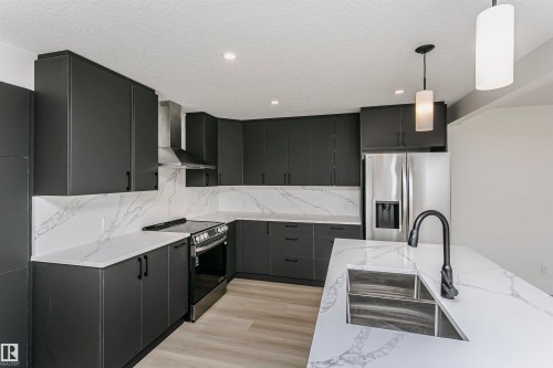 3412 108 Street Nw, Edmonton, AB 