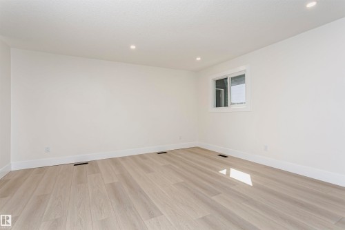 3412 108 Street Nw, Edmonton, AB 