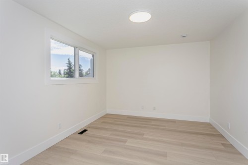 3412 108 Street Nw, Edmonton, AB 