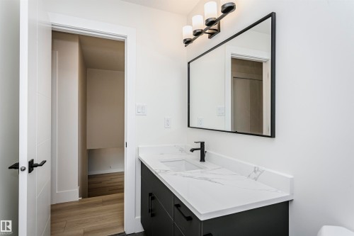 3412 108 Street Nw, Edmonton, AB 