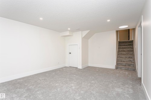 3412 108 Street Nw, Edmonton, AB 