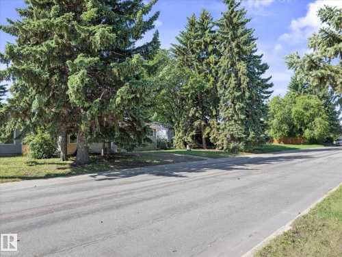 13623 136A Avenue Nw, Edmonton, AB 