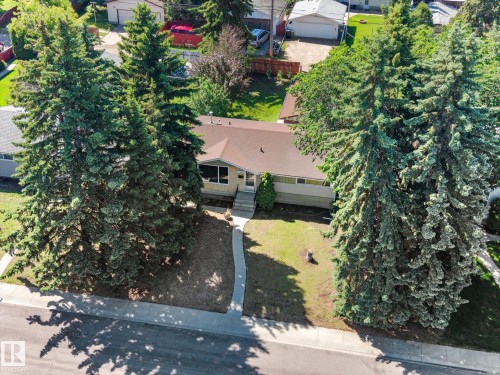 13623 136A Avenue Nw, Edmonton, AB 