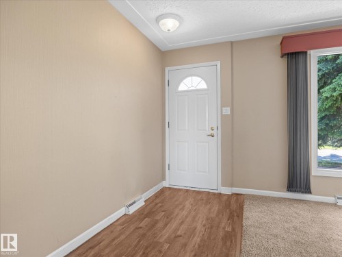 13623 136A Avenue Nw, Edmonton, AB 