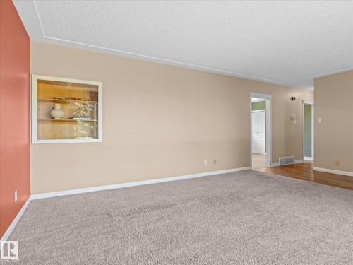 13623 136A Avenue Nw, Edmonton, AB 