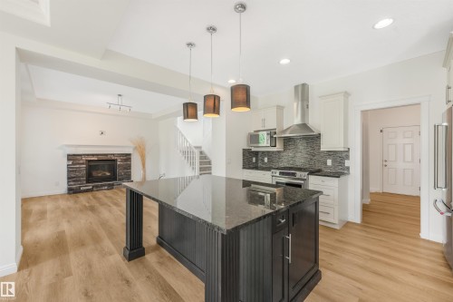 2288 Warry Loop Sw, Edmonton, AB 