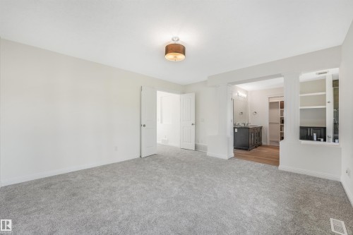 2288 Warry Loop Sw, Edmonton, AB 