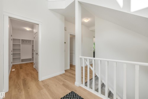 2288 Warry Loop Sw, Edmonton, AB 