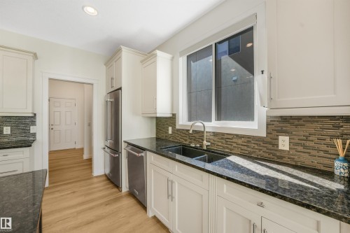 2288 Warry Loop Sw, Edmonton, AB 