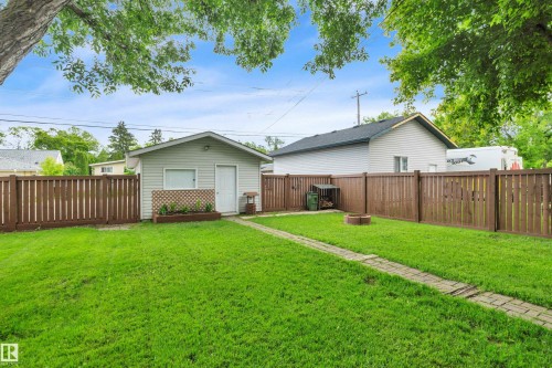 12015 124 Street Nw, Edmonton, AB 