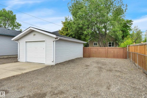12015 124 Street Nw, Edmonton, AB 