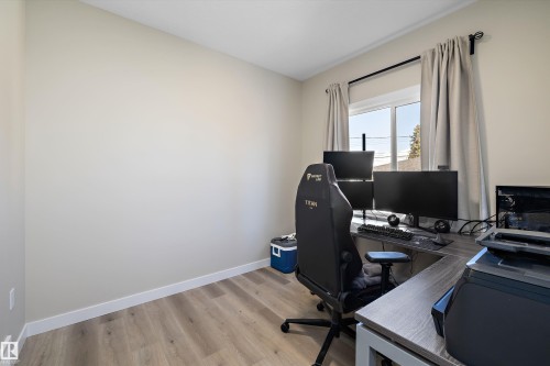 7208 78 Avenue Nw, Edmonton, AB 