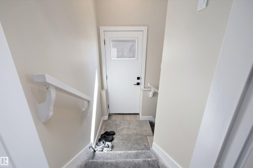 7208 78 Avenue Nw, Edmonton, AB 