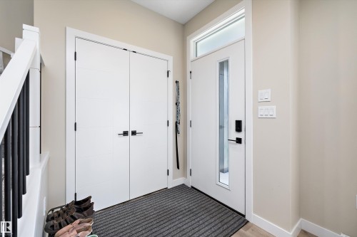 7208 78 Avenue Nw, Edmonton, AB 
