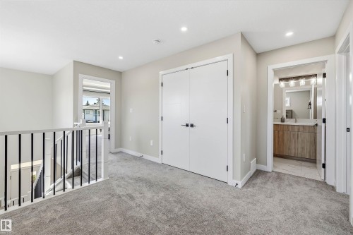 7208 78 Avenue Nw, Edmonton, AB 