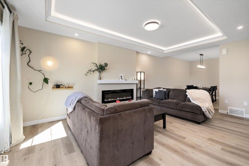 7208 78 Avenue Nw, Edmonton, AB 