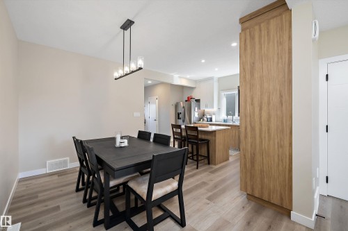 7208 78 Avenue Nw, Edmonton, AB 