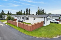 3338 Lakeview Road Northwest Edmonton, AB T5S 2R8