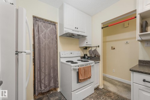 #49 2703 79 St Nw, Edmonton, AB 