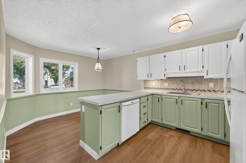 17206 Callingwood Road Nw, Edmonton, AB 
