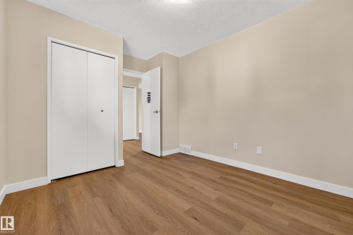 17206 Callingwood Road Nw, Edmonton, AB 
