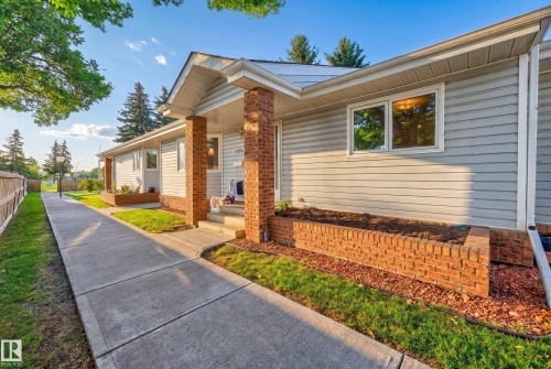 17206 Callingwood Road Nw, Edmonton, AB 