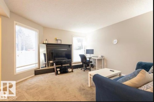 3530 42 Street Nw, Edmonton, AB 