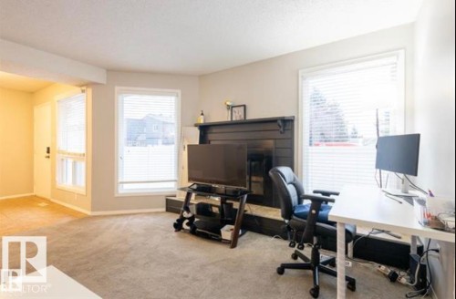 3530 42 Street Nw, Edmonton, AB 