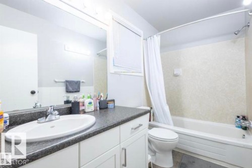 3530 42 Street Nw, Edmonton, AB 