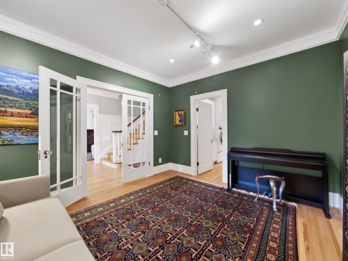 11108 64 Street Nw, Edmonton, AB - Indoor Photo Showing Other Room