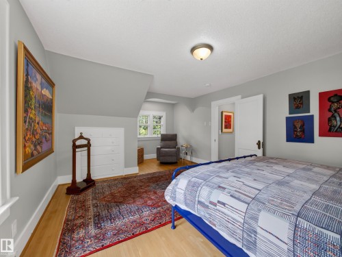 11108 64 Street Nw, Edmonton, AB - Indoor Photo Showing Bedroom