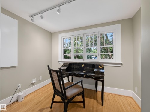 Smaller bedroom, might be your future ensuite - 11108 64 Street Nw, Edmonton, AB - Indoor