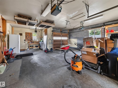 11108 64 Street Nw, Edmonton, AB - Indoor Photo Showing Garage