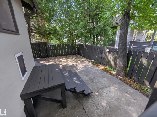 11108 64 Street Nw, Edmonton, AB - Outdoor