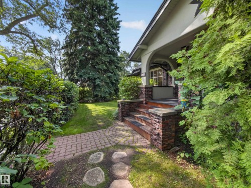 11108 64 Street Nw, Edmonton, AB - Outdoor