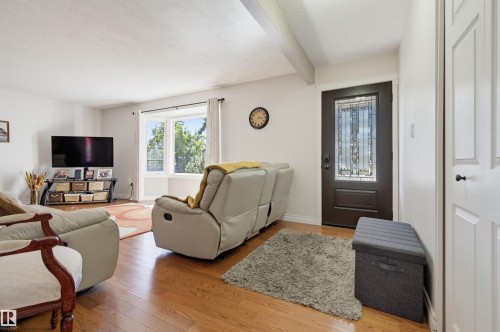 8819 142 Street Nw, Edmonton, AB 