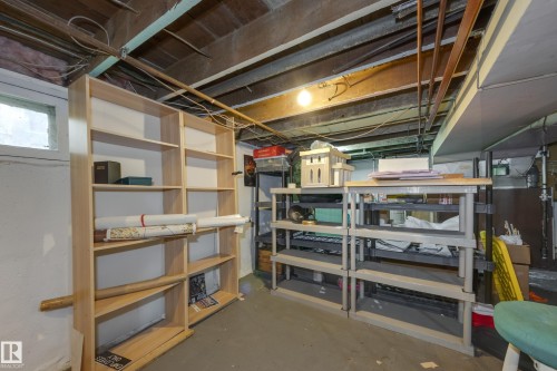 10747 University Avenue Nw, Edmonton, AB 