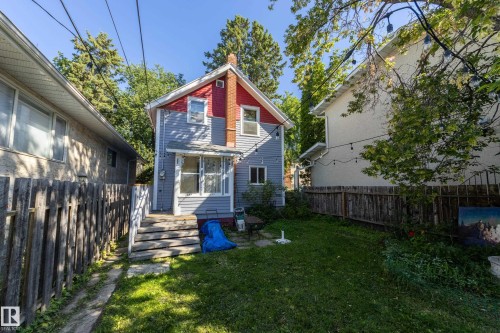 10747 University Avenue Nw, Edmonton, AB 