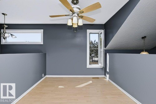 3633 44 Avenue Nw, Edmonton, AB 