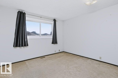 3633 44 Avenue Nw, Edmonton, AB 