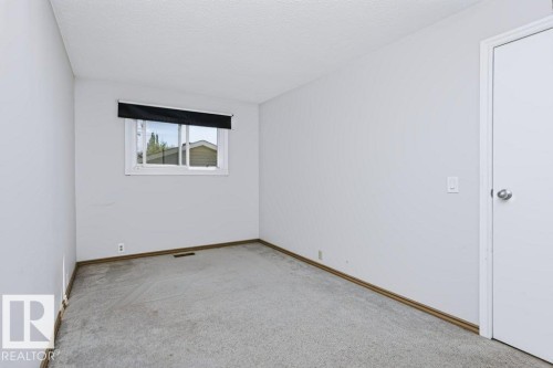 3633 44 Avenue Nw, Edmonton, AB 