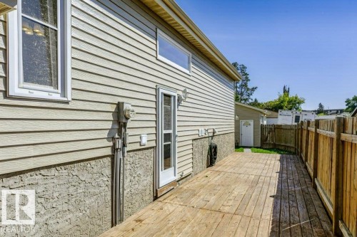3633 44 Avenue Nw, Edmonton, AB 