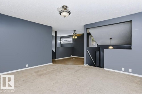 3633 44 Avenue Nw, Edmonton, AB 