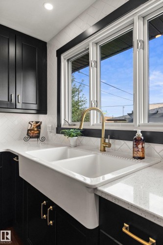 7308 100 Avenue Nw, Edmonton, AB 