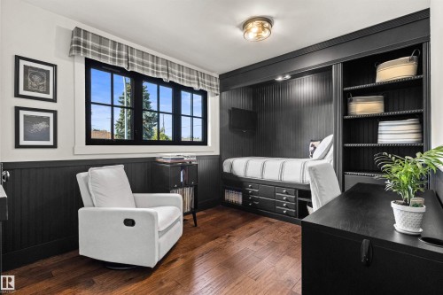 7308 100 Avenue Nw, Edmonton, AB 