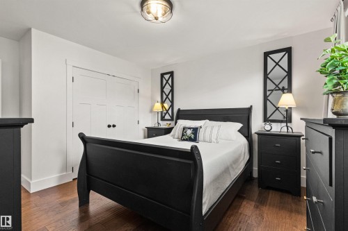 7308 100 Avenue Nw, Edmonton, AB 