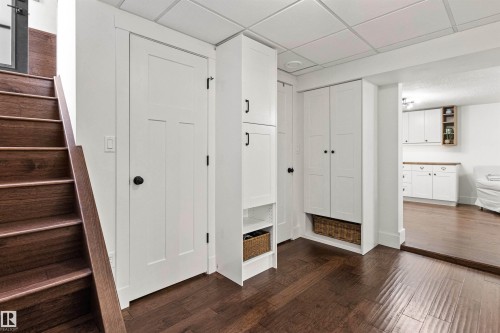7308 100 Avenue Nw, Edmonton, AB 