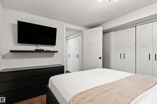 7308 100 Avenue Nw, Edmonton, AB 