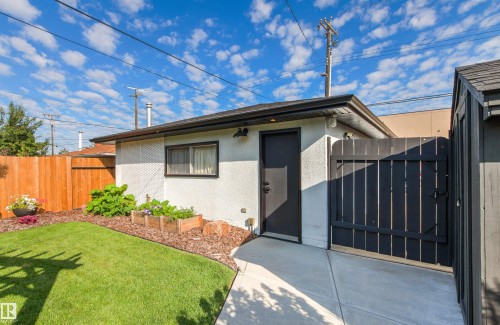7308 100 Avenue Nw, Edmonton, AB 