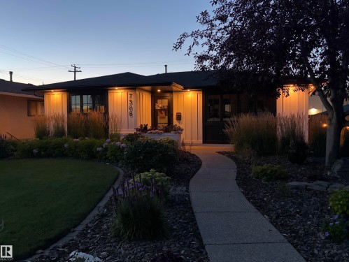 7308 100 Avenue Nw, Edmonton, AB 